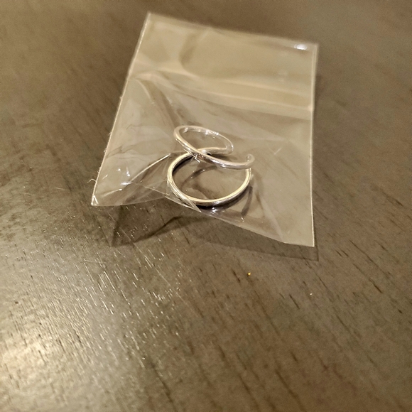 πMODA | Minimalist Silver Colored Cuff Ring sz 7 - Picture 5 of 6